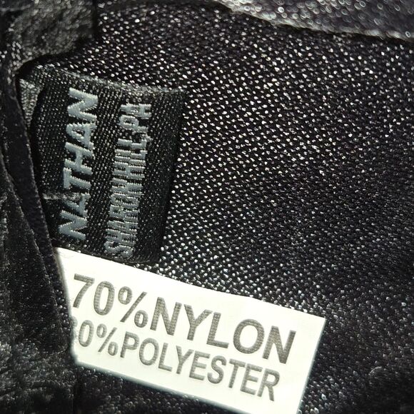 Nathan Speedview + Double-Wall Insulated Handheld 18oz Running Flask /Phone Case - Picture 9 of 9